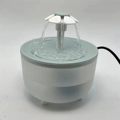 Automatic Pet Water Fountain - מזרקת מים אוטומטית לחתולים וכלבים קטנים